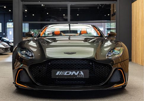 Aston Martin DBS, 2024