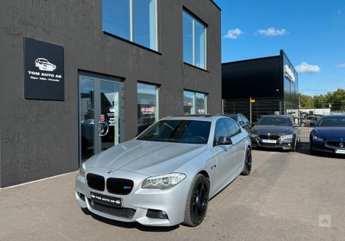 BMW 550, 2011