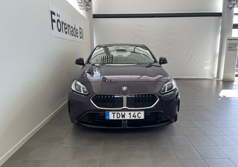 BMW 120, 2026 2