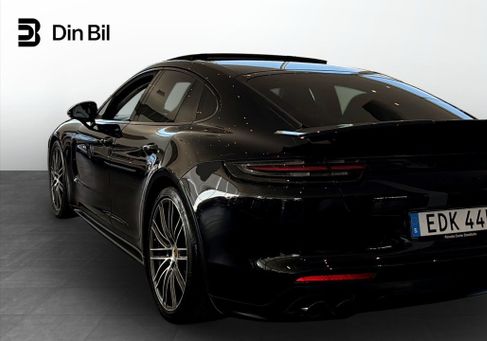 Porsche Panamera, 2019