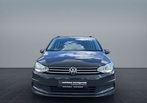 Volkswagen Touran, 2020 3
