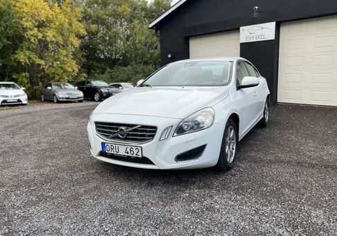 Volvo S60, 2011