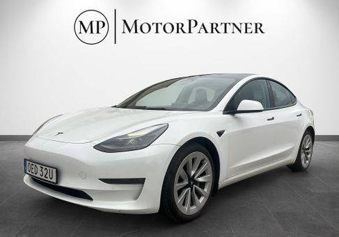 Tesla Model 3, 2022