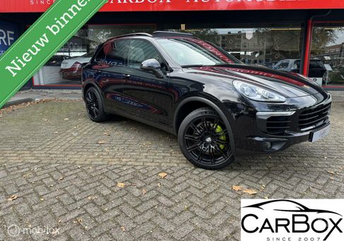 Porsche Cayenne, 2015