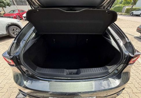 Mazda 3, 2023