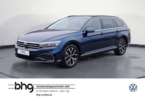 Volkswagen Passat Variant, 2021