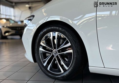 Mercedes-Benz B 200, 2024