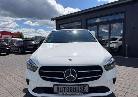 Mercedes-Benz B 200, 2019