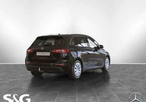 Mercedes-Benz B 250, 2022