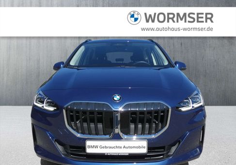 BMW 220, 2025 2