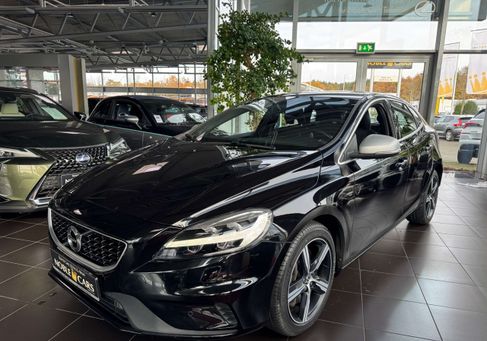 Volvo V40, 2018