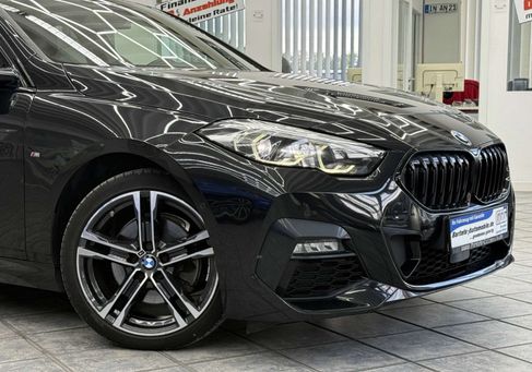 BMW 218, 2022 2