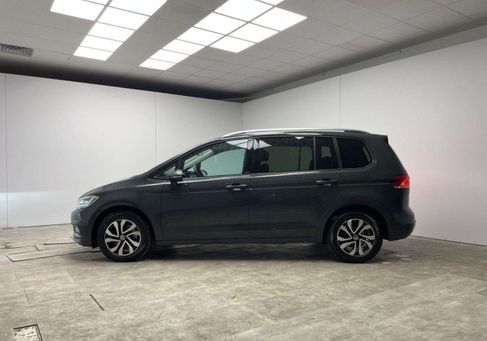 Volkswagen Touran, 2023 2