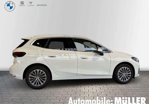 BMW 218, 2024 3
