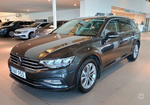 Volkswagen Passat Variant, 2023