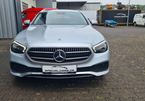Mercedes-Benz E 300, 2022 2