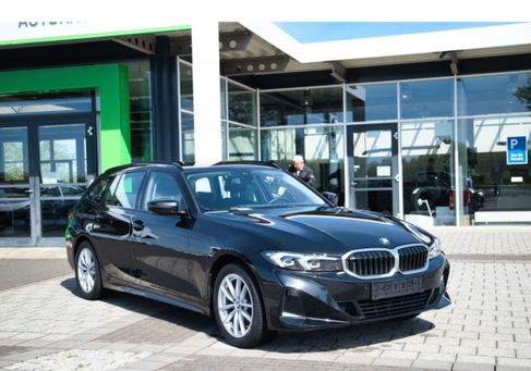BMW 318, 2023