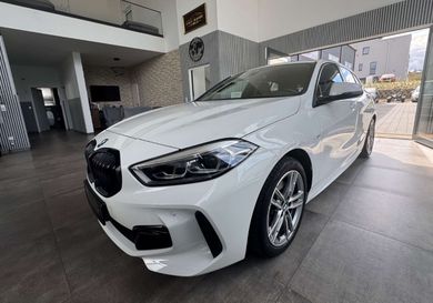 BMW 118, 2021