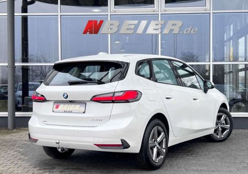BMW 220, 2024 2