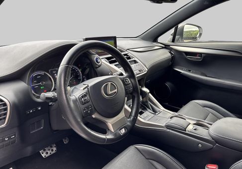Lexus NX, 2018