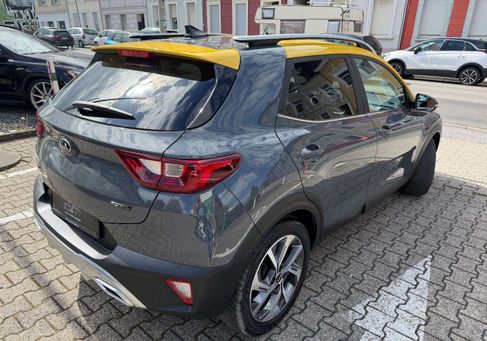 Kia Stonic, 2021