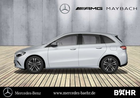 Mercedes-Benz B 180, 2023