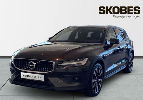 Volvo V60 Cross Country, 2023