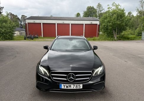 Mercedes-Benz E 220, 2019