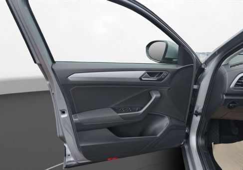 Volkswagen T-Roc, 2022
