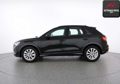 Audi Q3, 2022 2
