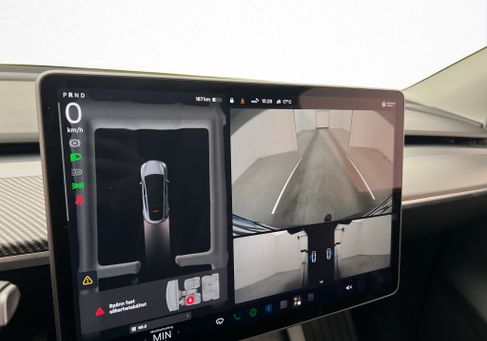 Tesla Model Y, 2023 3