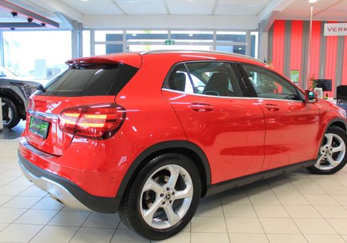 Mercedes-Benz GLA 220, 2017