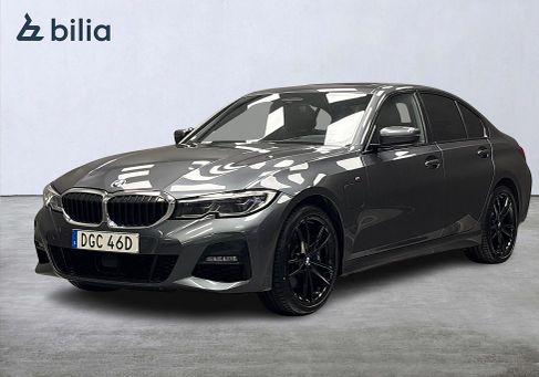 BMW 330, 2021
