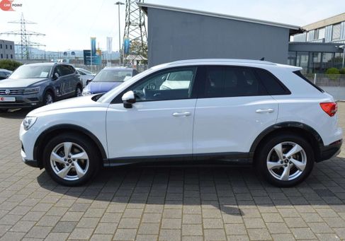 Audi Q3, 2023 3