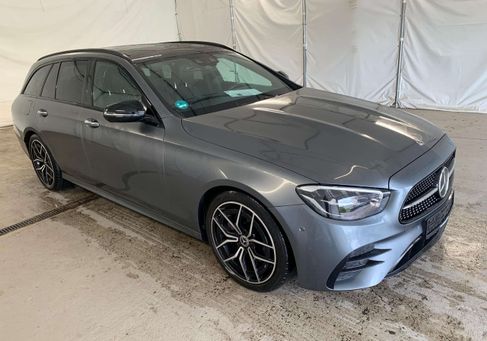 Mercedes-Benz E 220, 2021