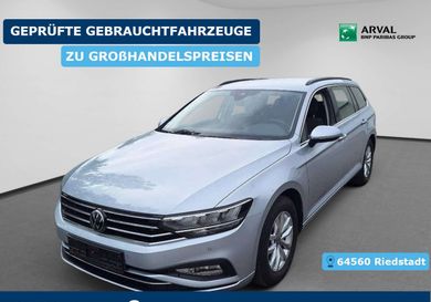 Volkswagen Passat Variant, 2023