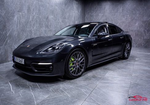 Porsche Panamera, 2021