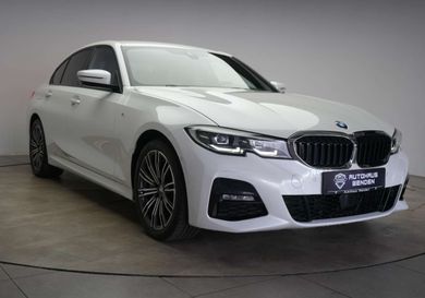 BMW 330, 2021