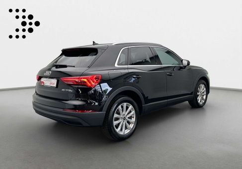 Audi Q3, 2022 2