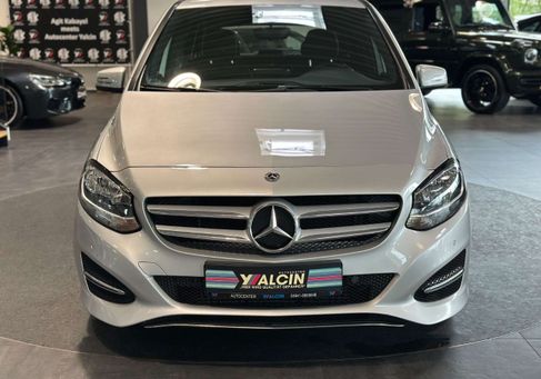 Mercedes-Benz B 180, 2018