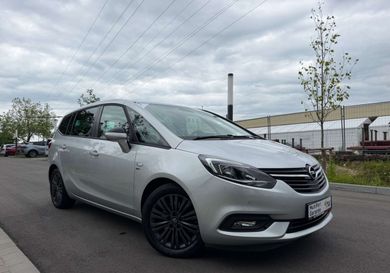 Opel Zafira, 2019