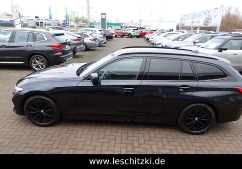 BMW 320, 2022