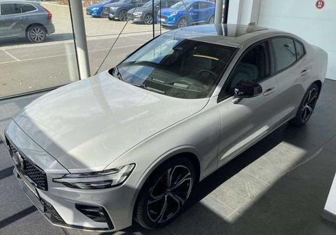 Volvo S60, 2024
