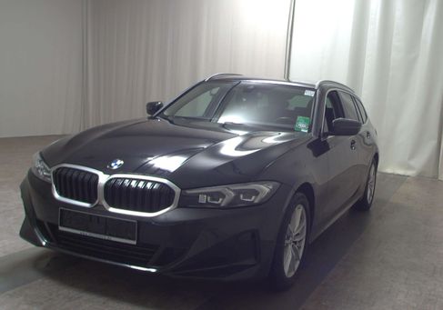 BMW 318, 2023