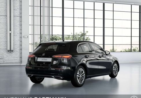 Mercedes-Benz A 180, 2025