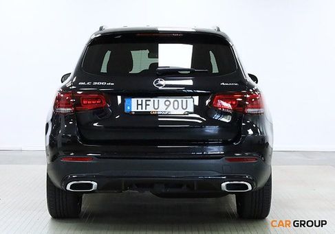Mercedes-Benz GLC 300, 2022