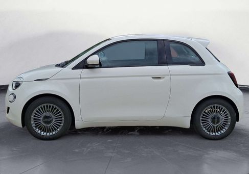Fiat 500, 2022