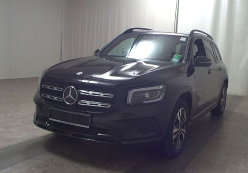 Mercedes-Benz GLB 200, 2022