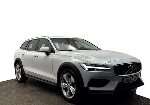 Volvo V60 Cross Country, 2022 3