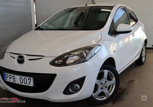 Mazda 2, 2012